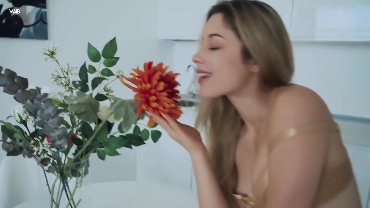 Slavic Venus In 4k - Kat Arina And Katarina Meis