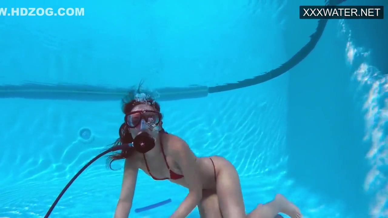 Hungarian Pornstar Lana Tanga Orgasming Underwater