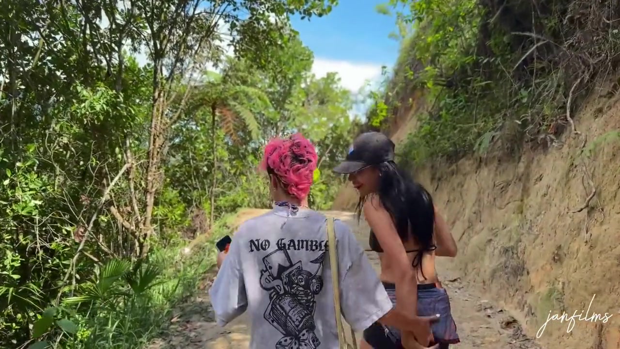 Que Rico - Me Corro Se Humedecen Mis Dedos Con El Cum De En El Rio