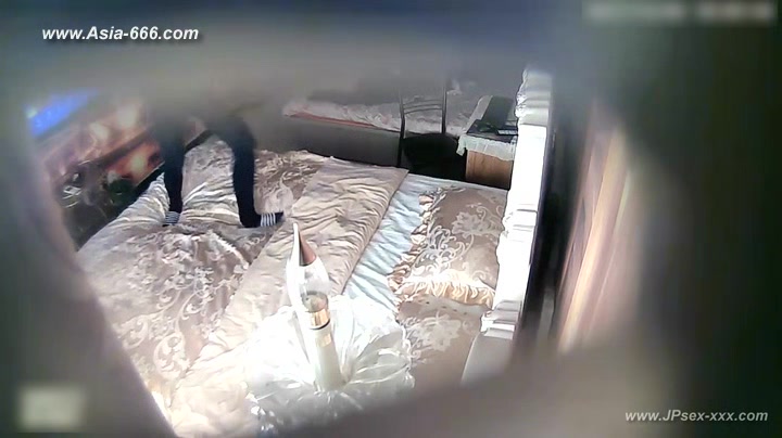 Hackers use the camera to remote monitoring of a lover's home life.178