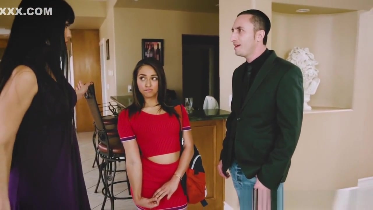 teen 18+ Babysitter Blowing