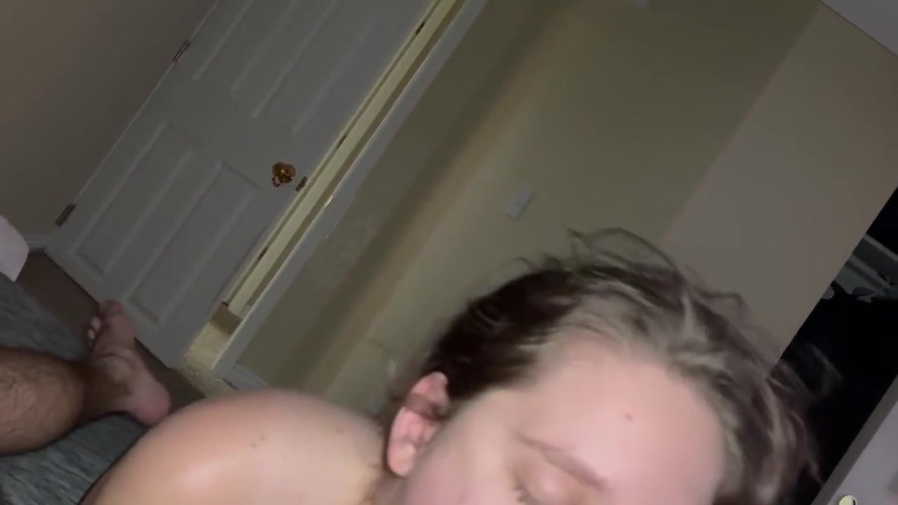 Amateur Girl Rides My Face And Cock