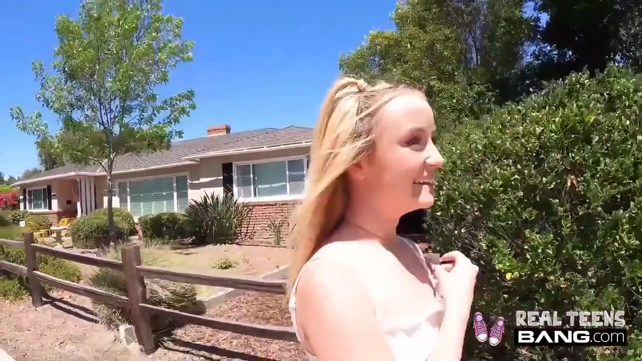 Maria Kazi - teen 18+ Nympho Fucks Next To Busy Street Before Getting Creampie