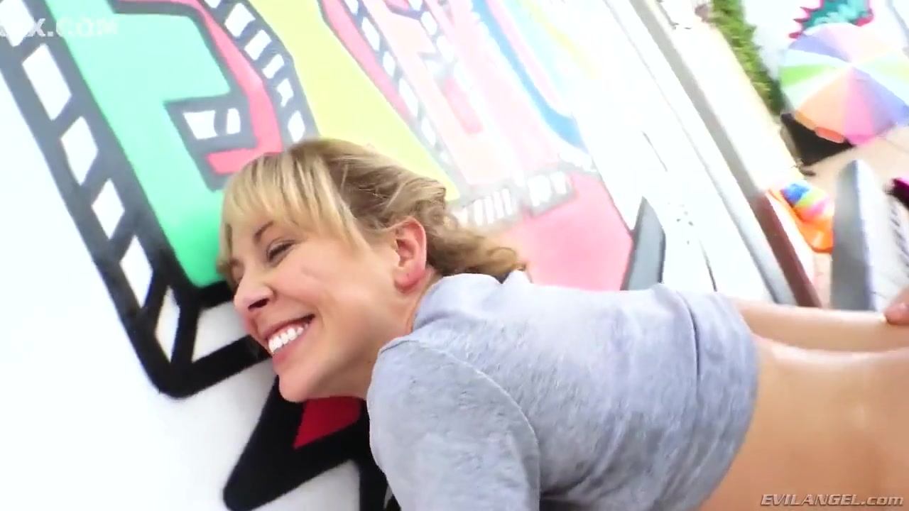 Anal Milf Cherie: Gaping, Rimming - Cherie Deville