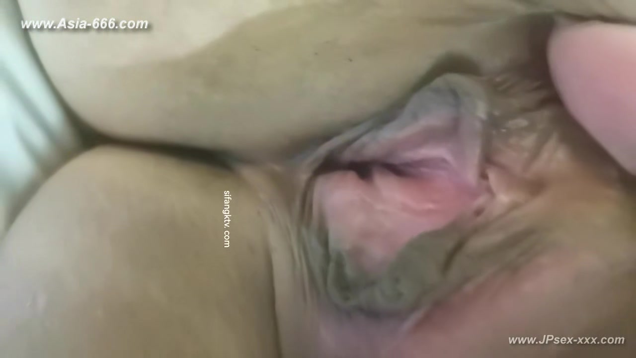 chinese man fucking gril.92