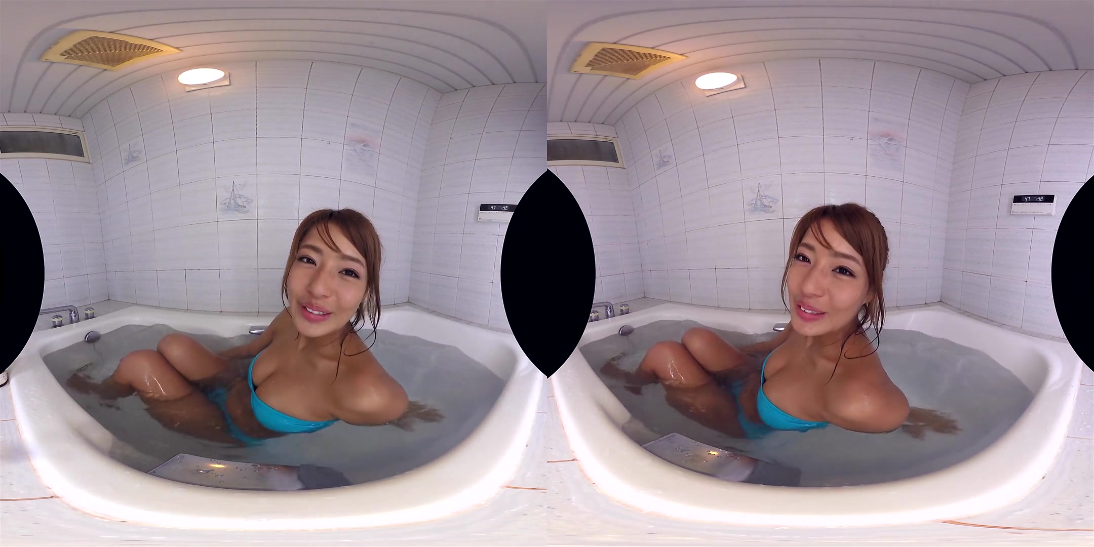 Rina Hashimoto Taking a Bath with Tan and Sweaty Gravure Idol Rina Hashimoto - FANTASTICA