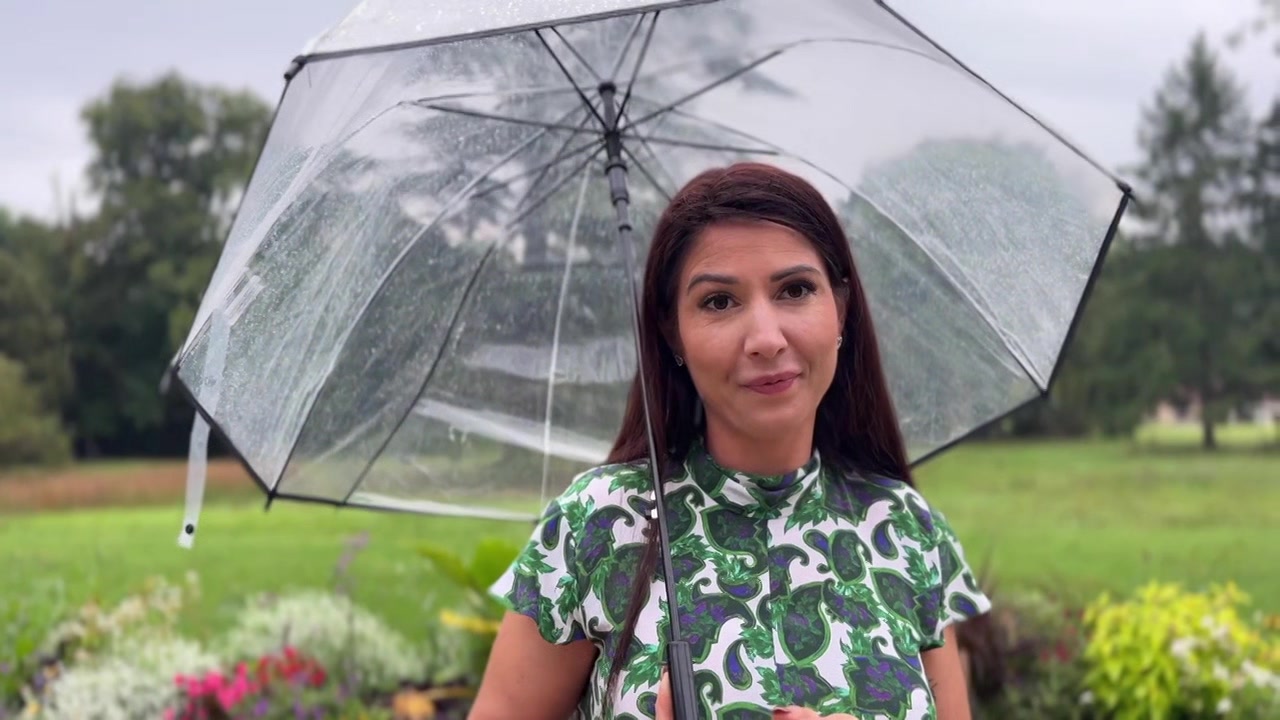 For Pam, there is always a solution... - Jacquie et Michel TV