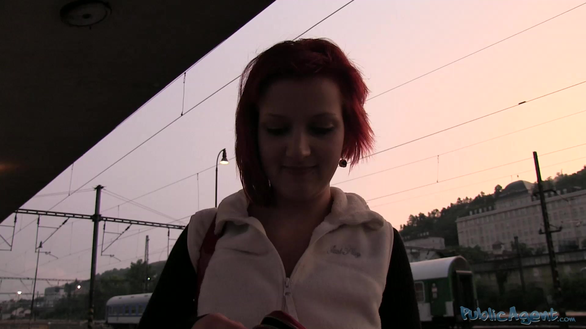 Amateur redhead with cute piercing picked up and mouthfucked