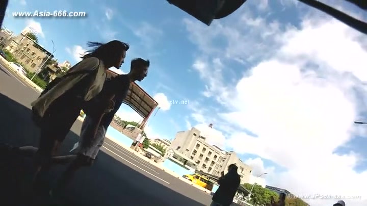 peeping chinese amateur upskirt.***