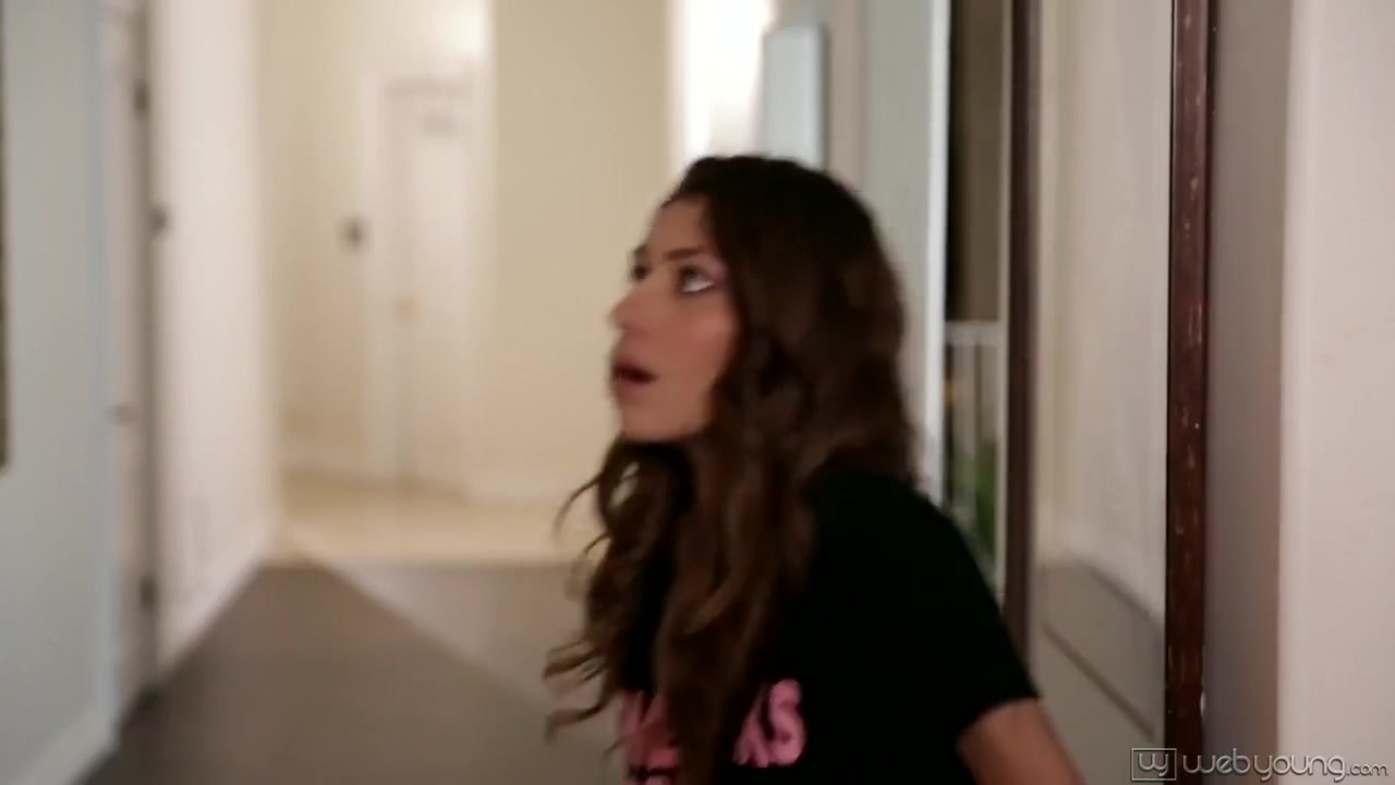 Rebel Lynn, Bella Anne And Abella Dange In Crazy Fan