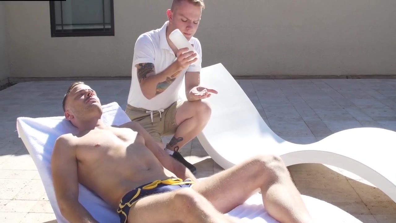 Trent Rails His Poolboys Butthole In The Summer Sun