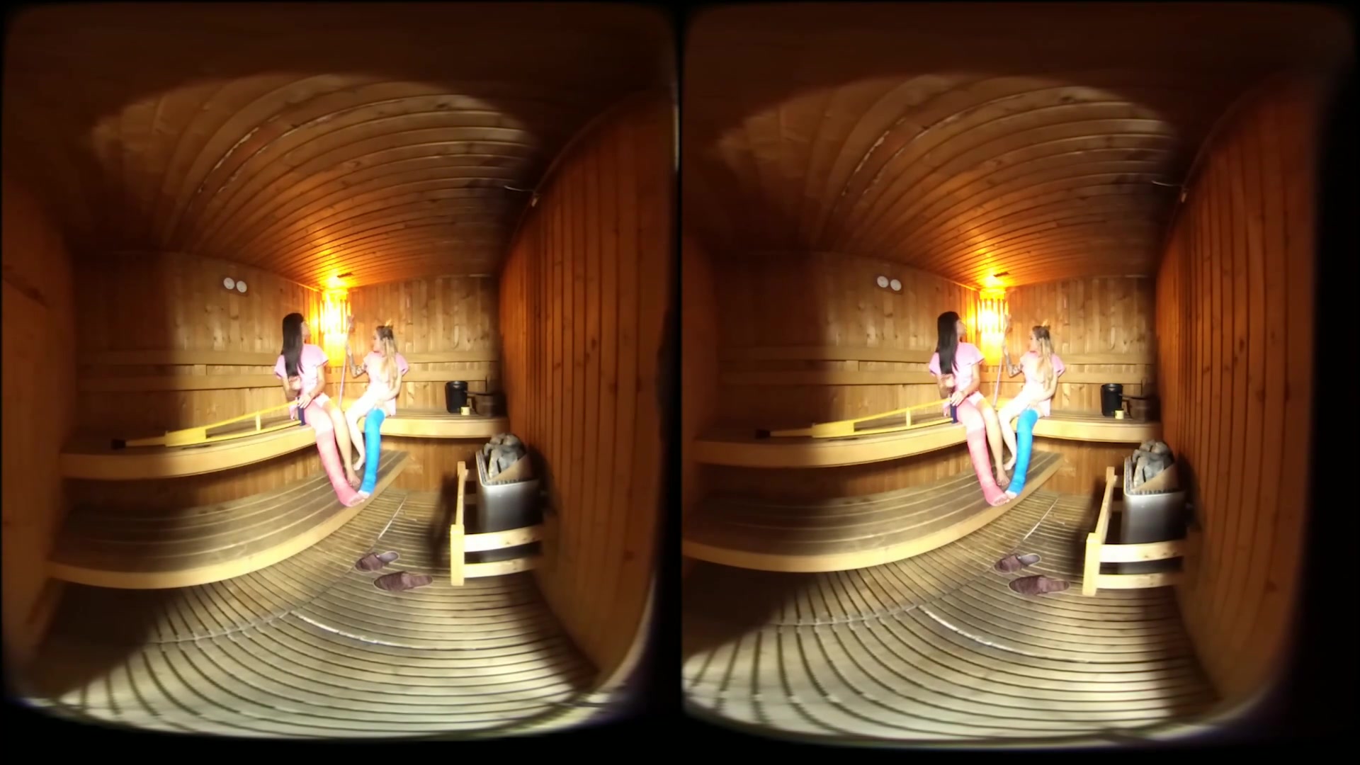 2 Girls With Long Cast Leg In Sauna - VRPussyVision