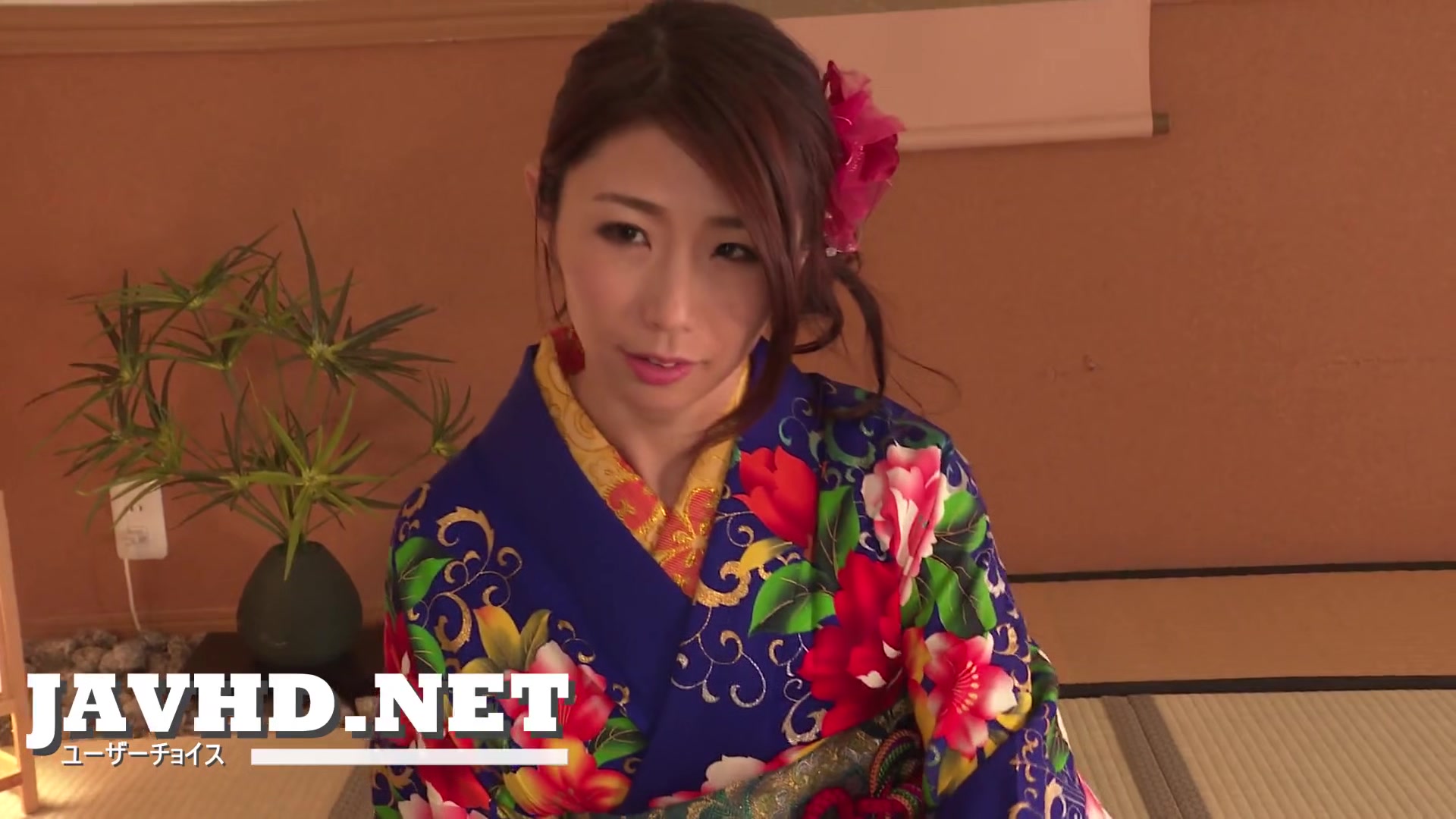 Mind-Blowing Blowjob by Japanese Beauty