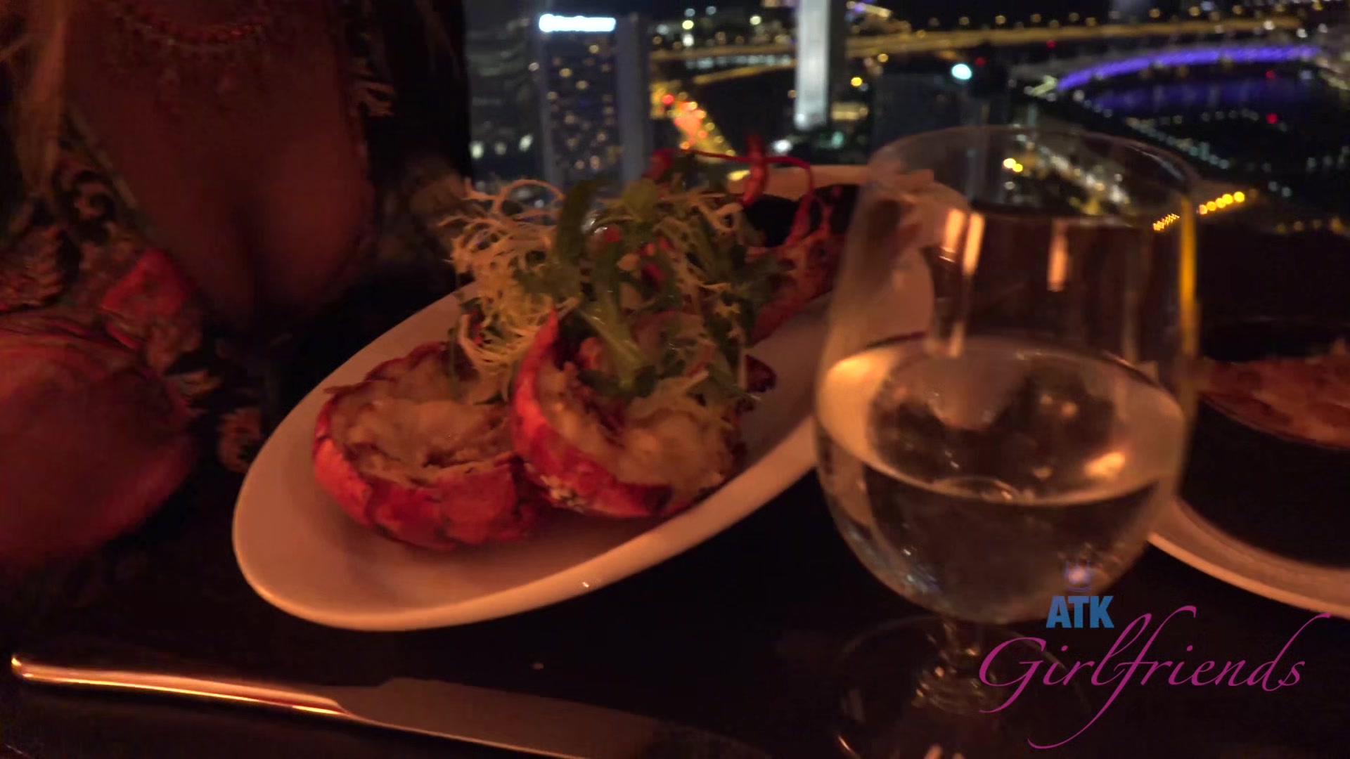 Virtual Vacation In End Of Asia With Carmen Caliente Part 1/1
