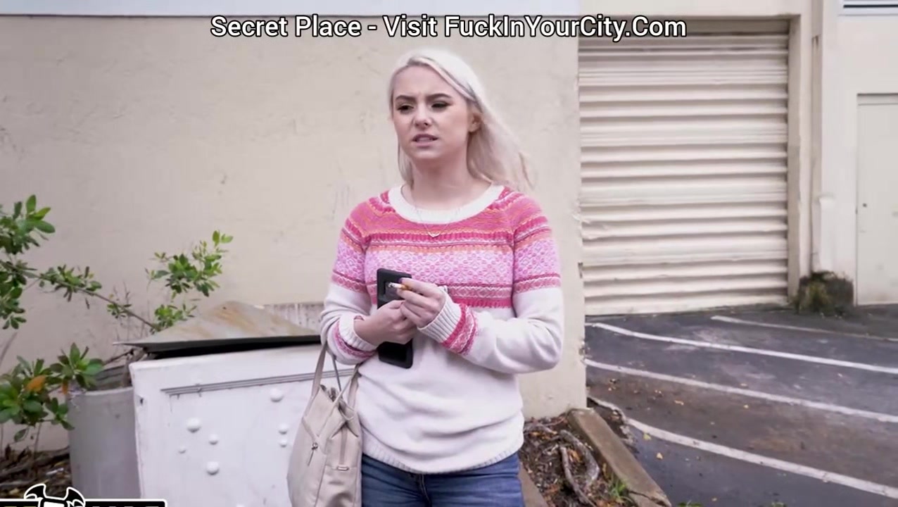 Aria Banks got bucks and hard bang