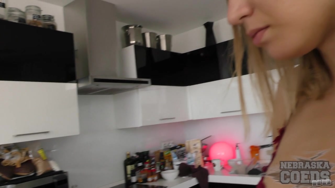 ASMR Crunchy Nuts And Mexican Food Mukbang With Miss Pussycat And Margarita