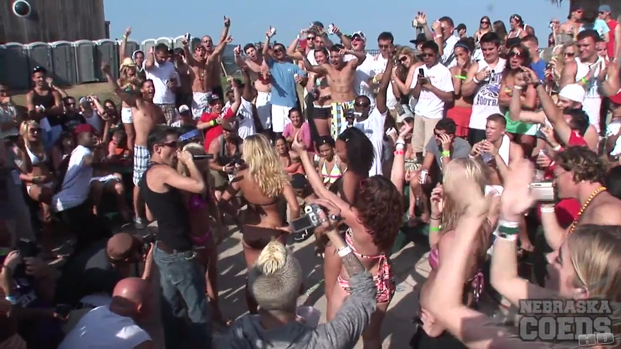 neverbeforeseen Bikini Booty Shake Contest at Spring Break South Padre - NebraskaCoeds