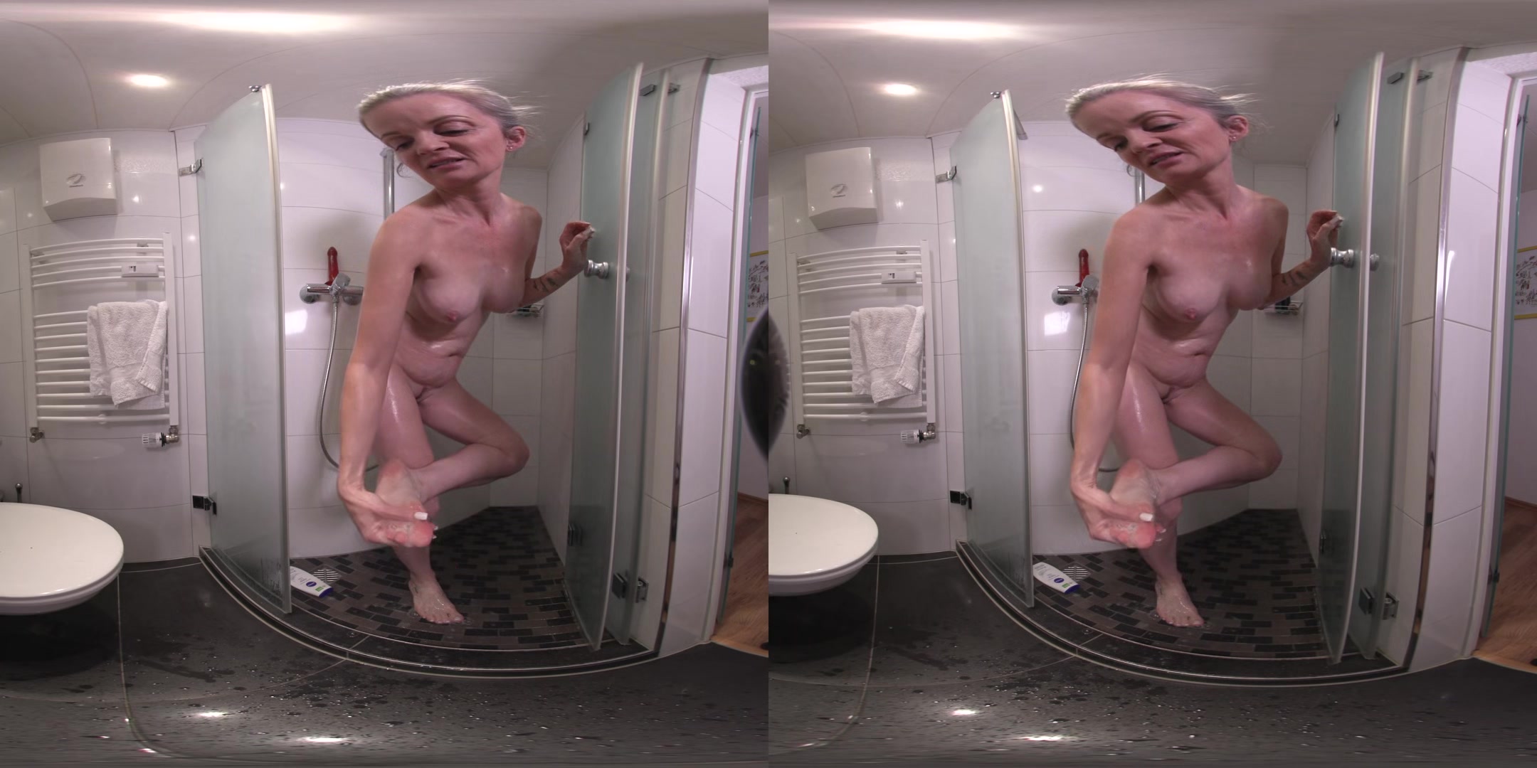 The Shower - Sabdeluxe - Vr Porn Video