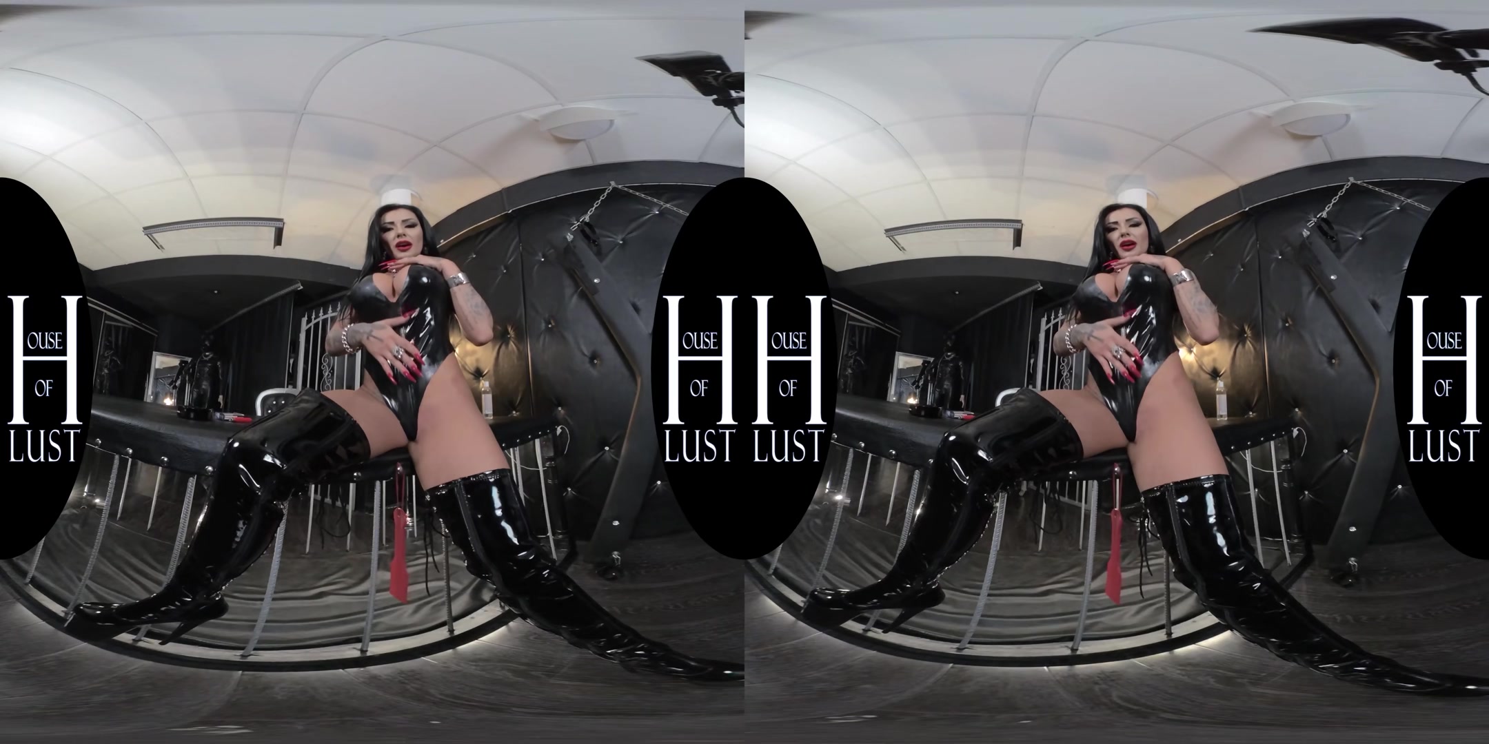 Mistress Kennya - Up Close And Personal Session - VRVids