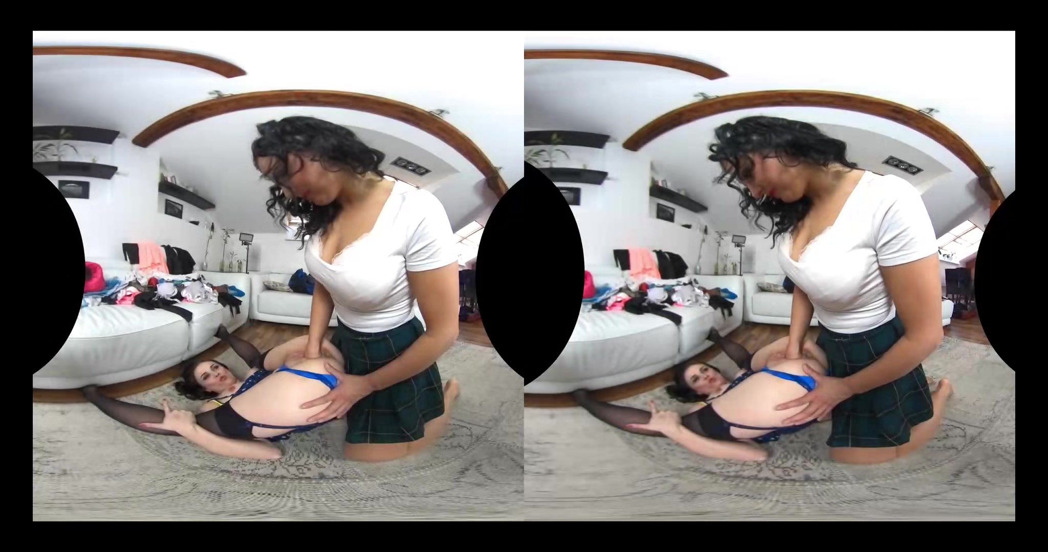 Flexible fisting girls Ally Styles and Asdis Loren