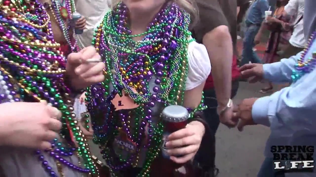 Mardi Gras Train Wreck of Awesomeness - SpringbreakLife