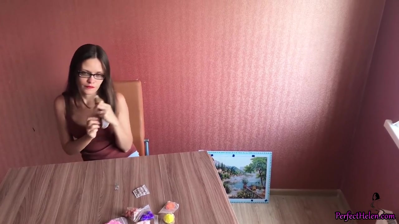 Horny Babe 1 Month Without Sex Masturbates With Plasticine Figures And