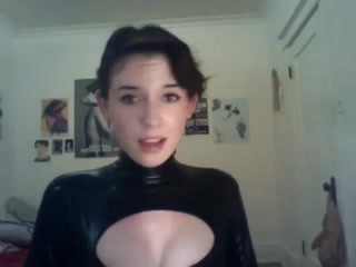 Made a homemade video on webcam of my new latex suit