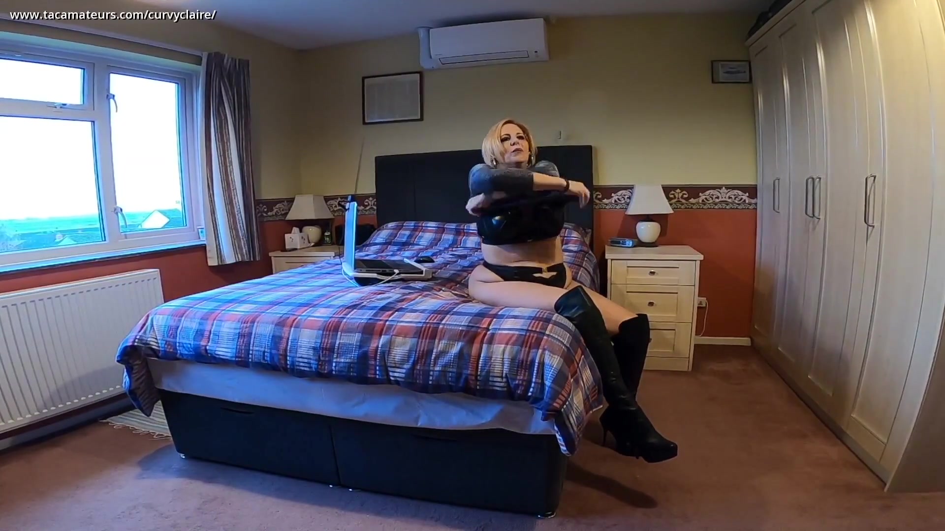 Solo Thigh Boot Fun Pt2 - CurvyClaire