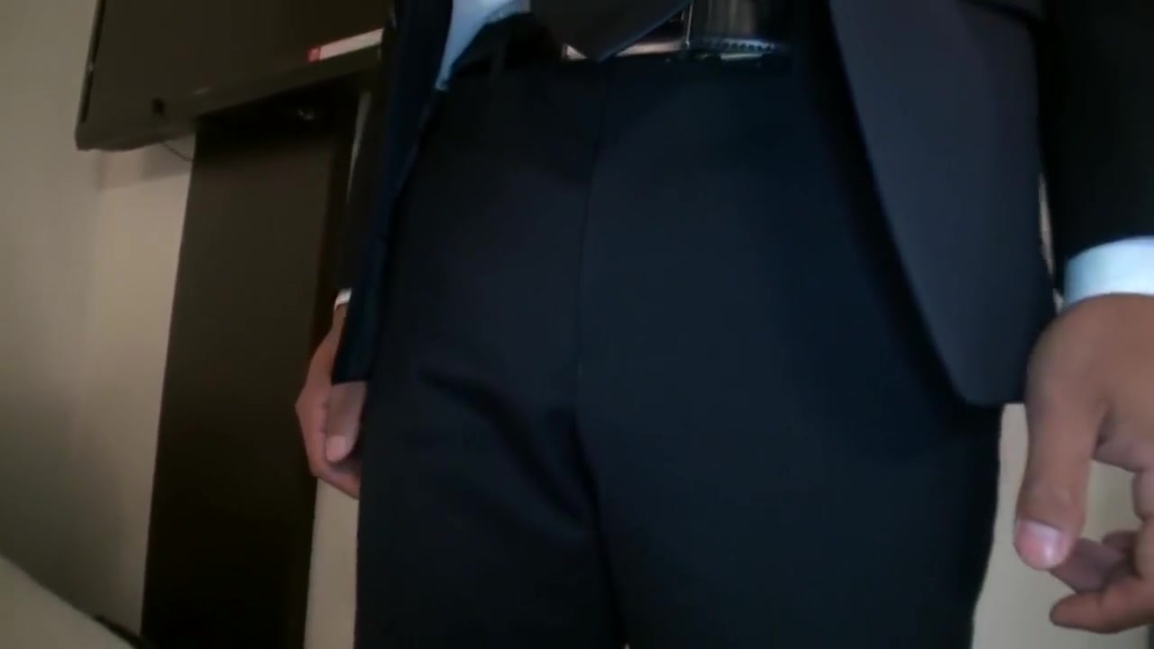 Elite office worker ejaculates by being erotic by men