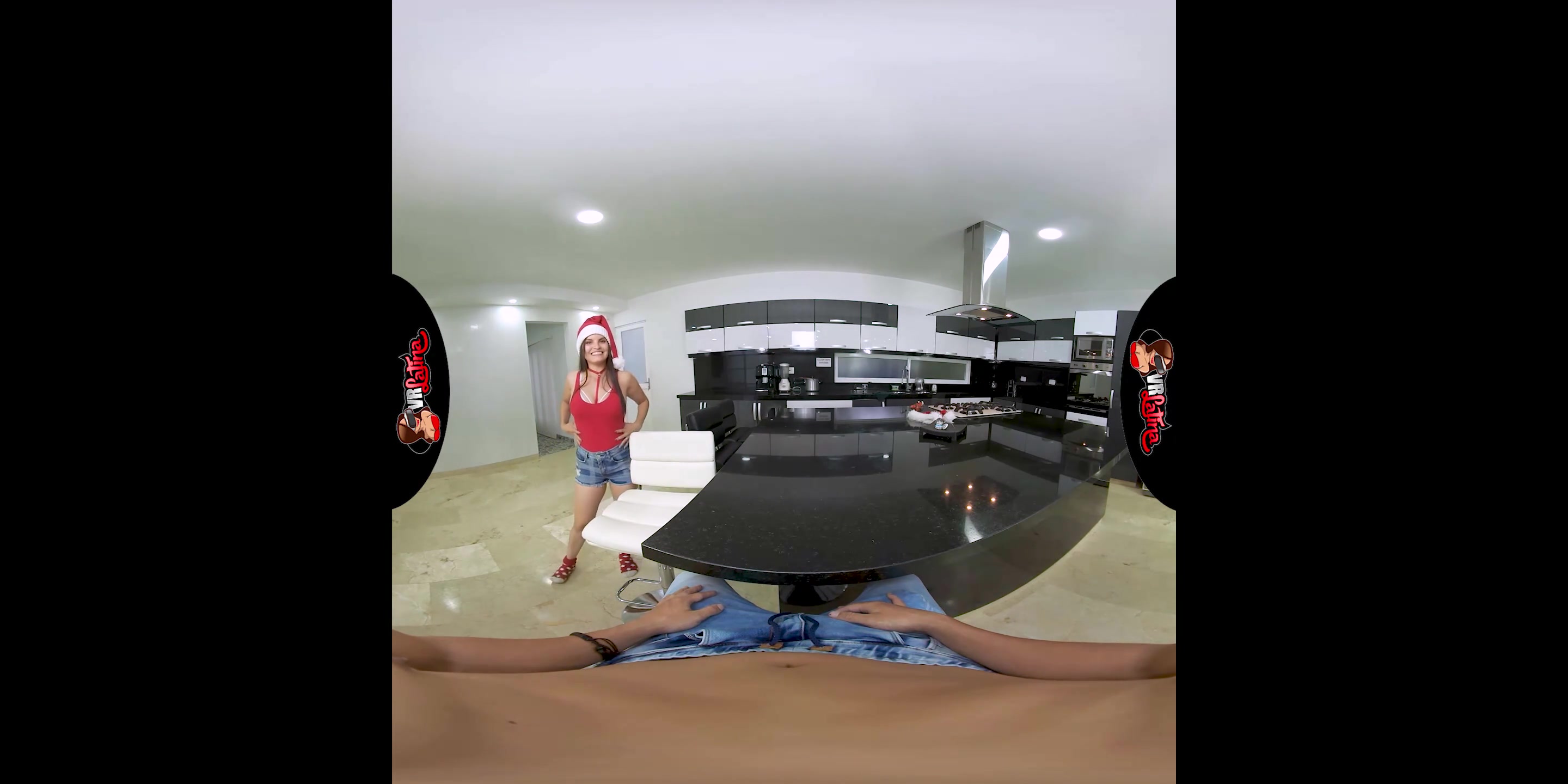 Tatiana Morales in Elf On Myself - VRLatina