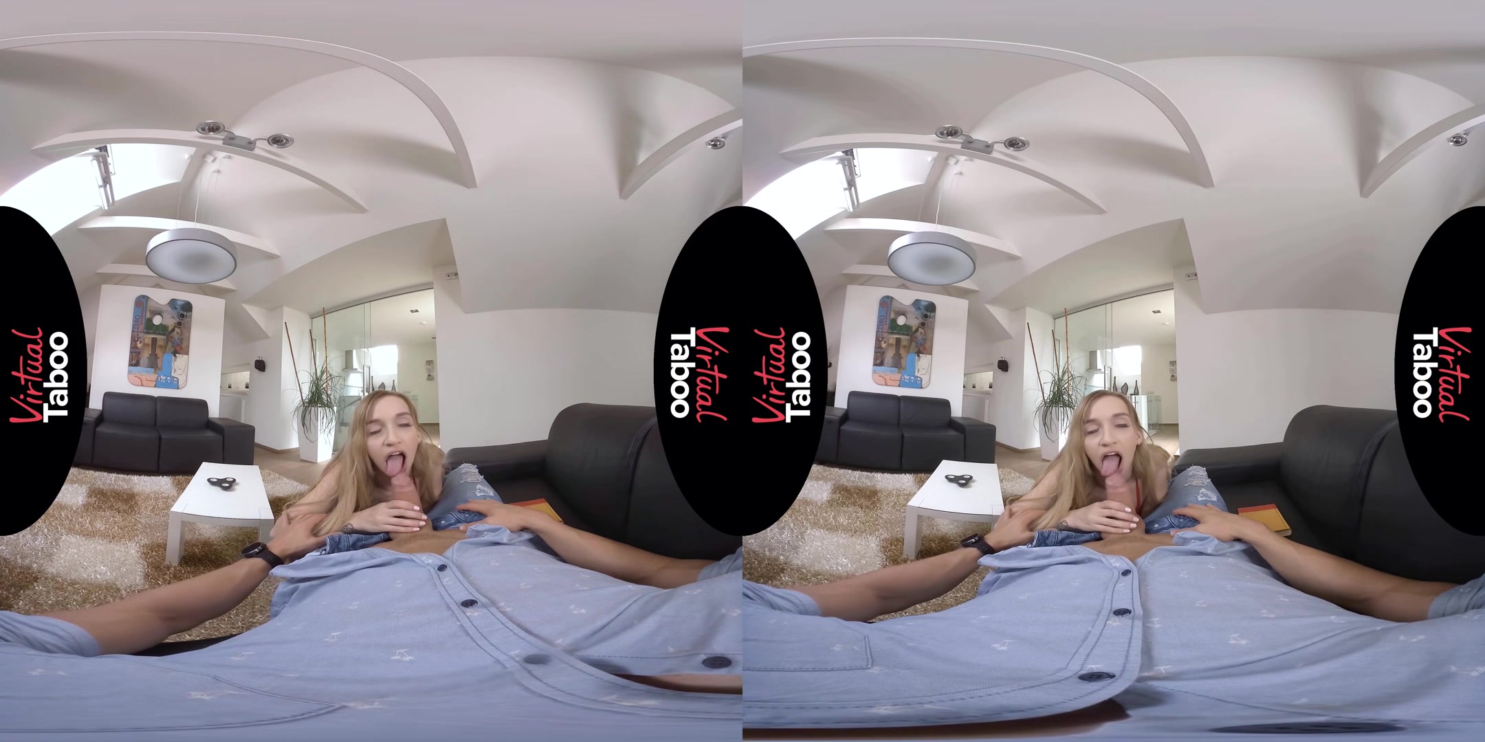 Leyla Fiore VR Porn: Daughter Bought Mini Monokini - VirtualTaboo