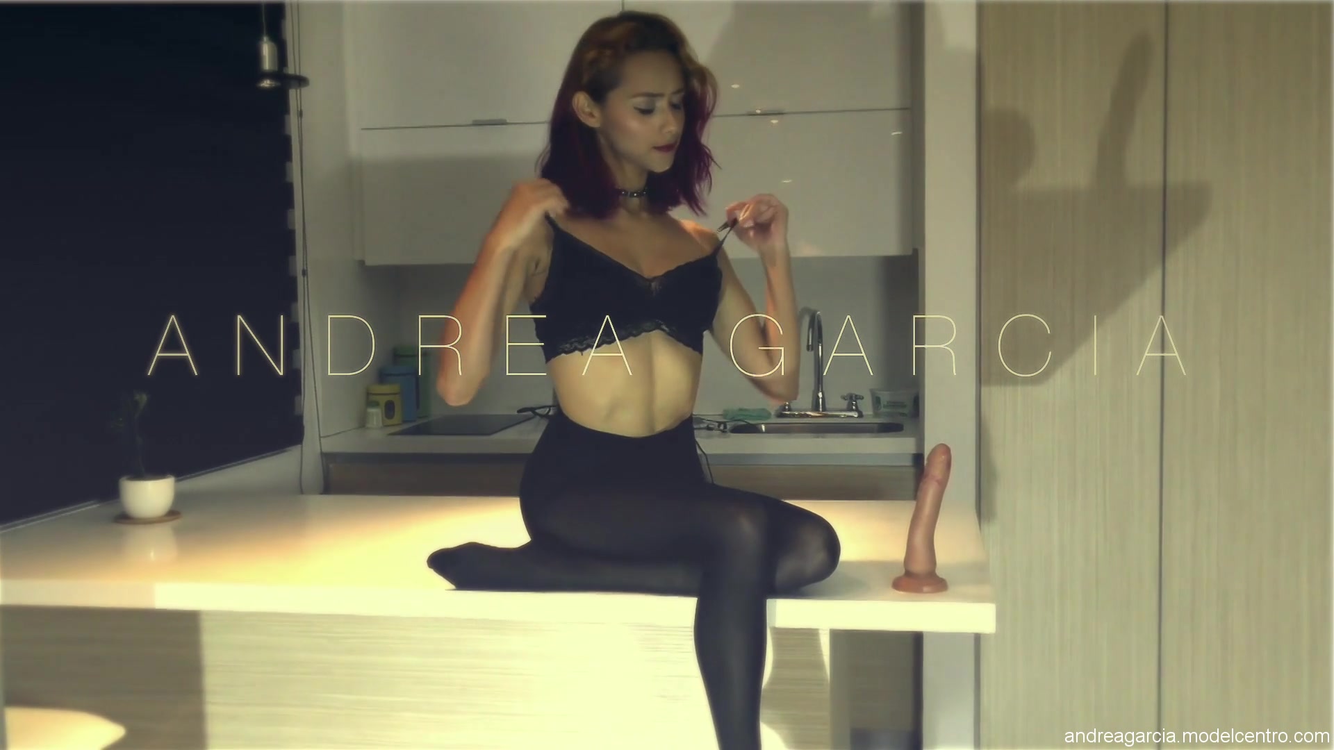 Veronica Un Viernes Por La Noche - Sex Movies Featuring Andrea Garcia