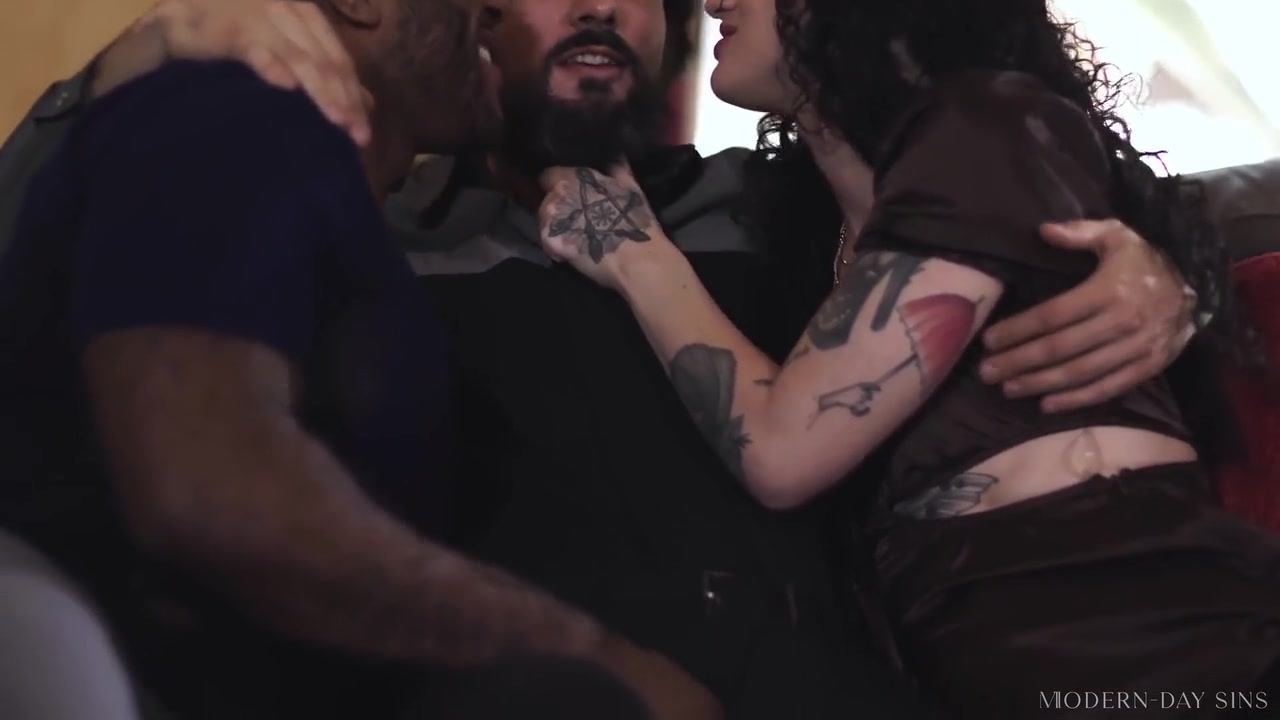 Mason Lear And Micah Martinez - Blowjob Bonanza
