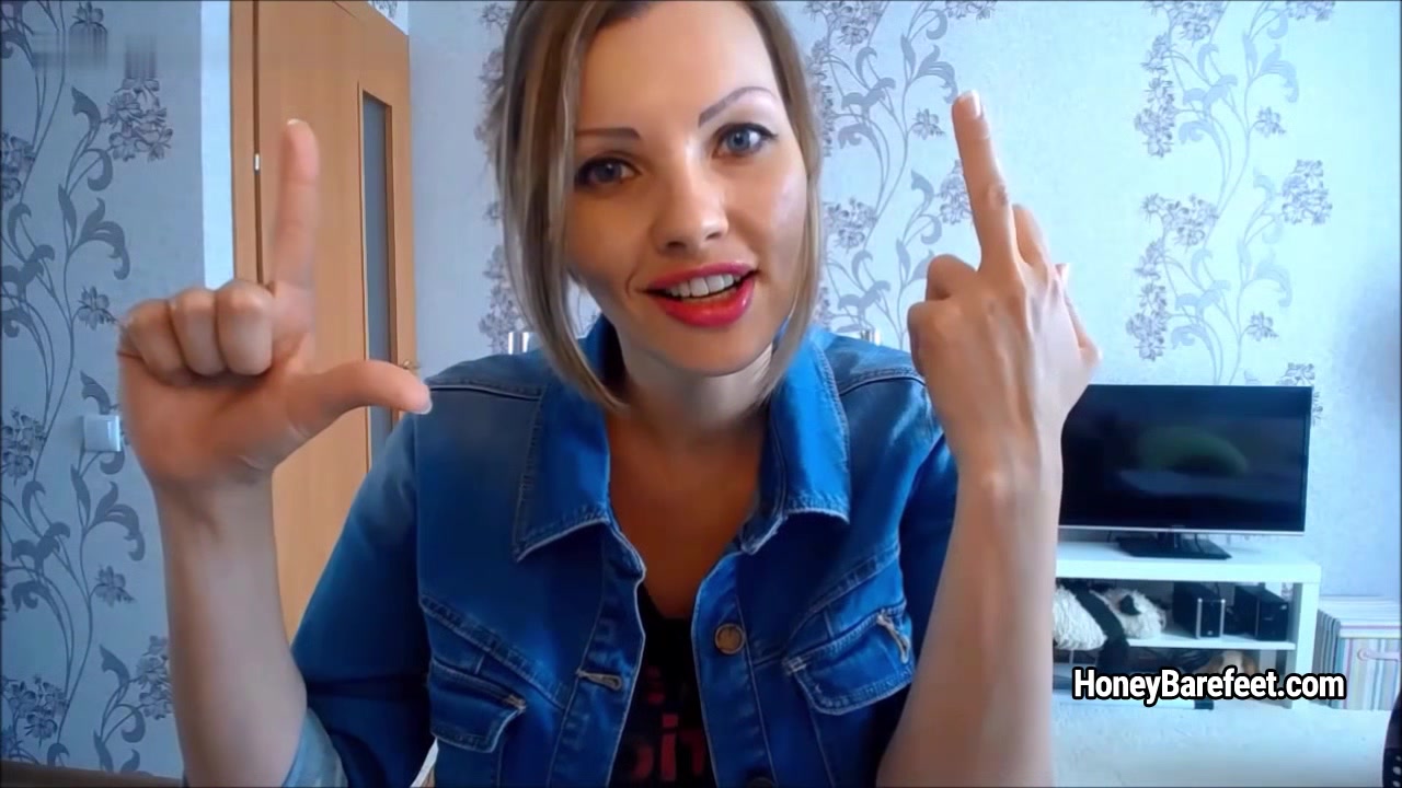Miss Honey Barefeet - Taking Advantage Of Loser John