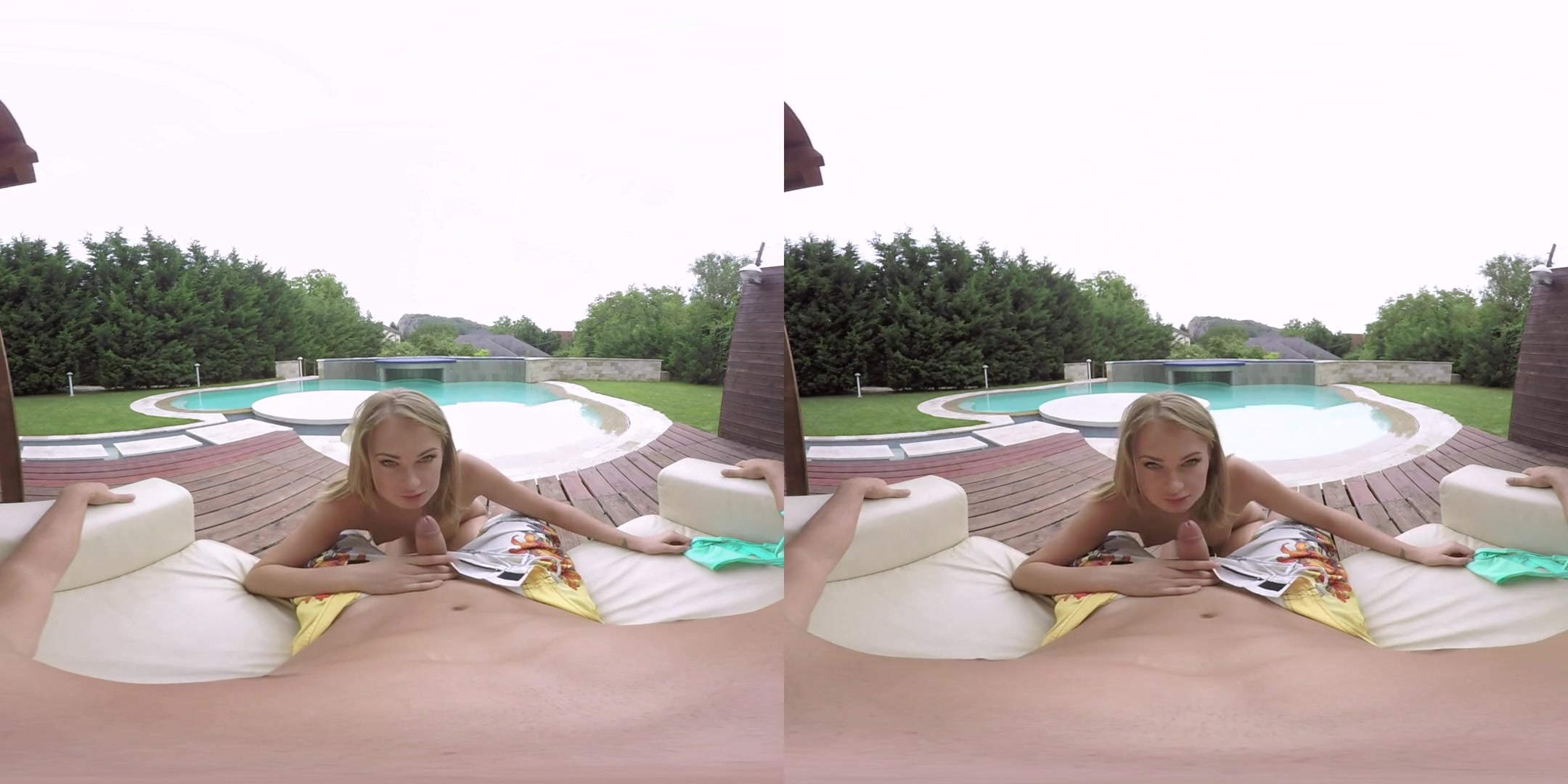 Ivana Sugar in Sex in the Garden - SexBabesVR