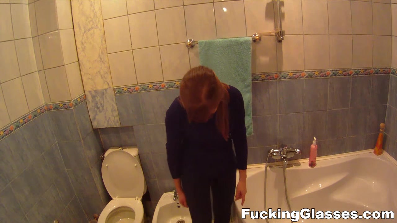 Fucking Glasses - Alice - Wannabe model gets fucked