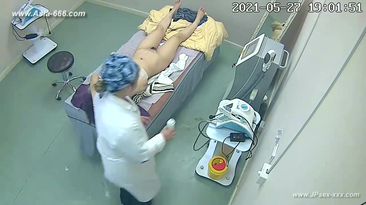 Peeping Hospital patient.16