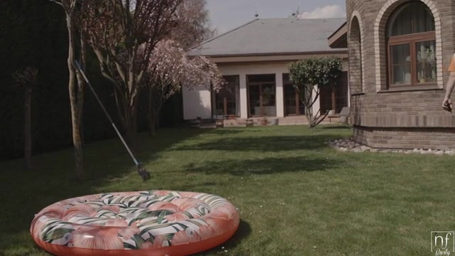 Good Help Is Hard To Find - S16:E11 - Nfbusty