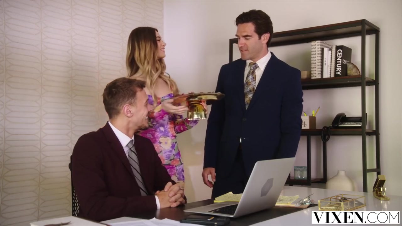 Hot Babe Fucked By Older Guy With Chris Diamond And Molly Little