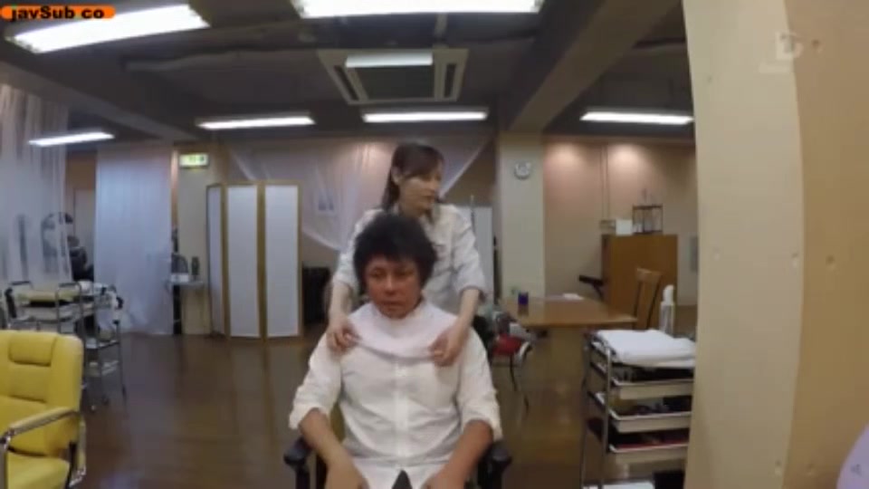 05167 Slut x hairdresser