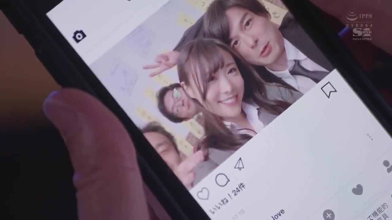 230714美女妻が寝取られりエロ映像f1