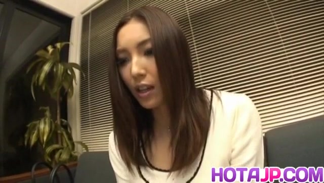 Nozomi Mashiro Asian doll gets pussy spread and masturb