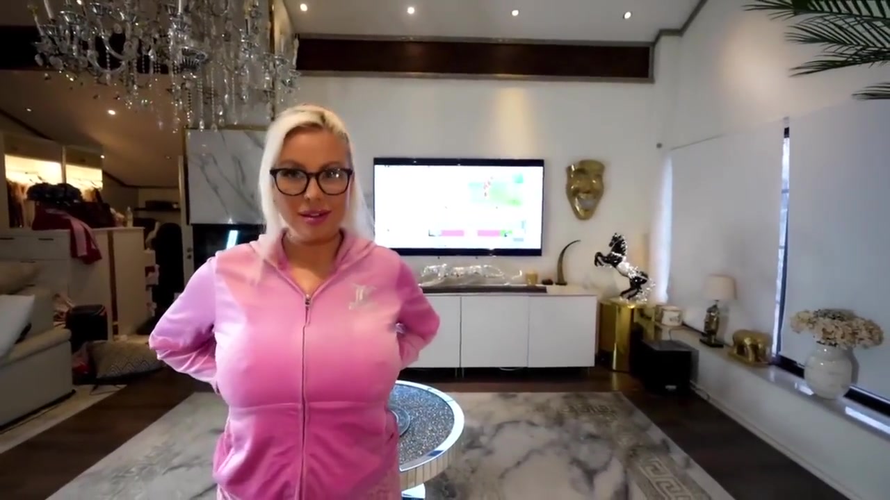 Amanda Breden - Stepmom Massage