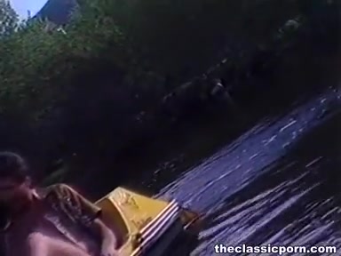 Fuck session in the lake house
