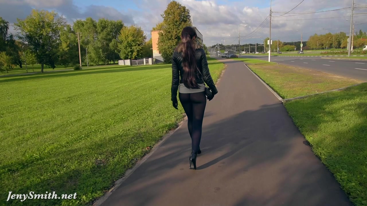 Jeny Smith pantyhose pretend to be leggings