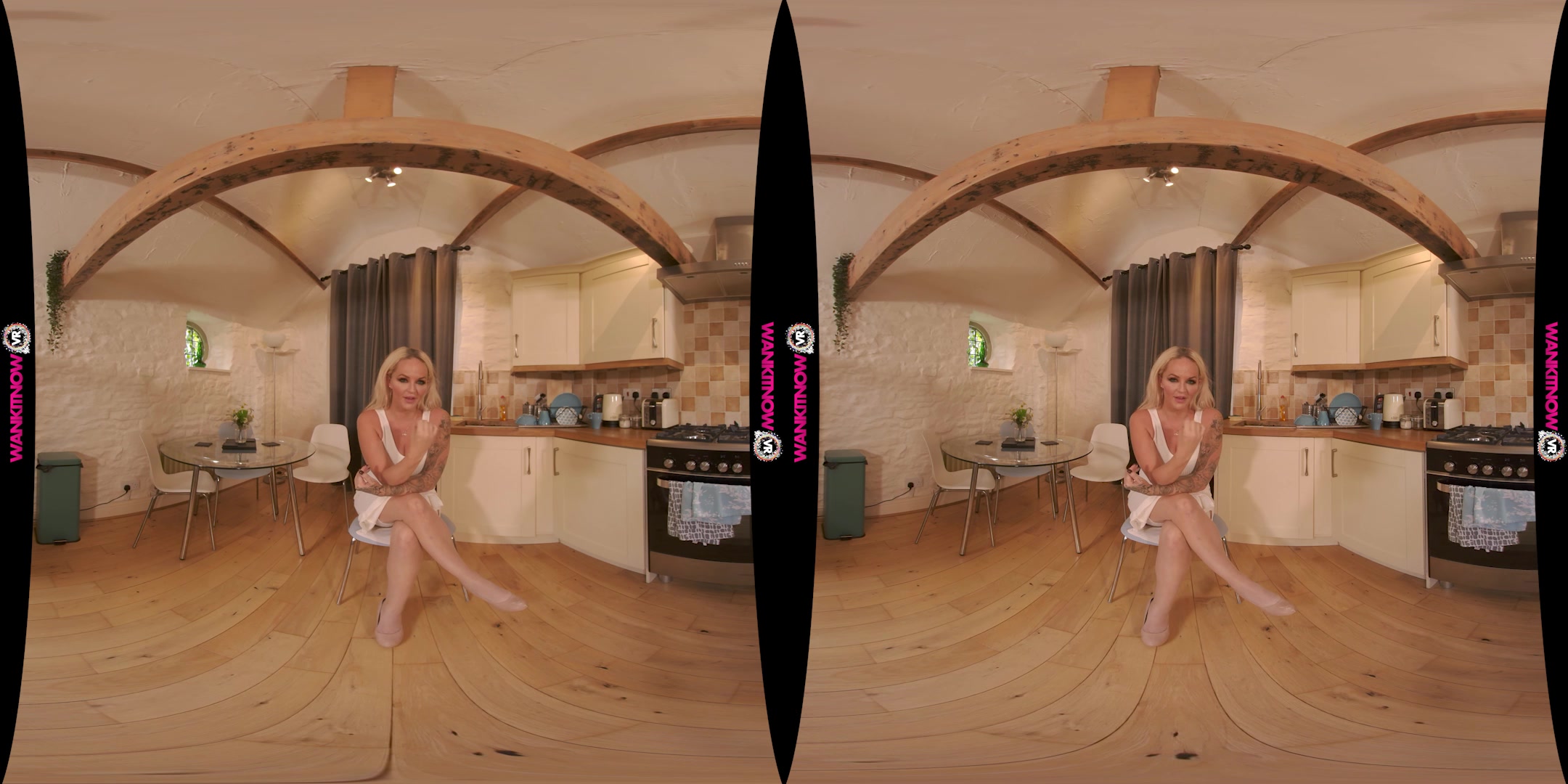 I've Heard You Wanking featuring Louise Lee - WankitNowVR