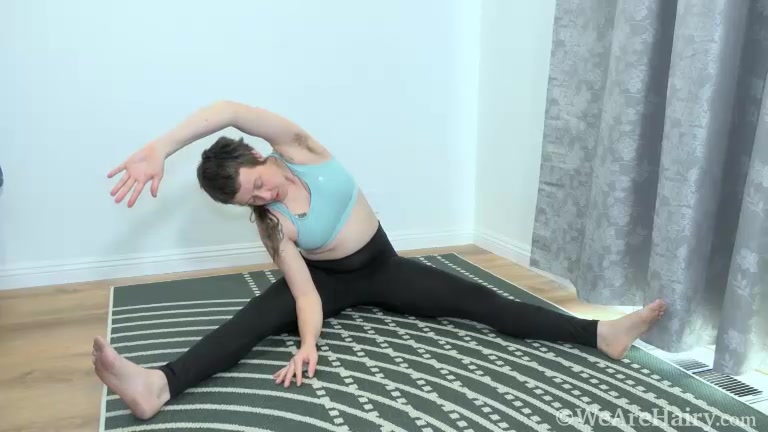 Roxanne enjoys a workout followed by orgasms today
