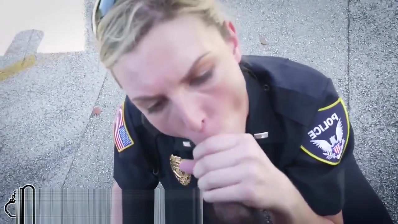 Hood bull goes deeper than ever into police MILFs