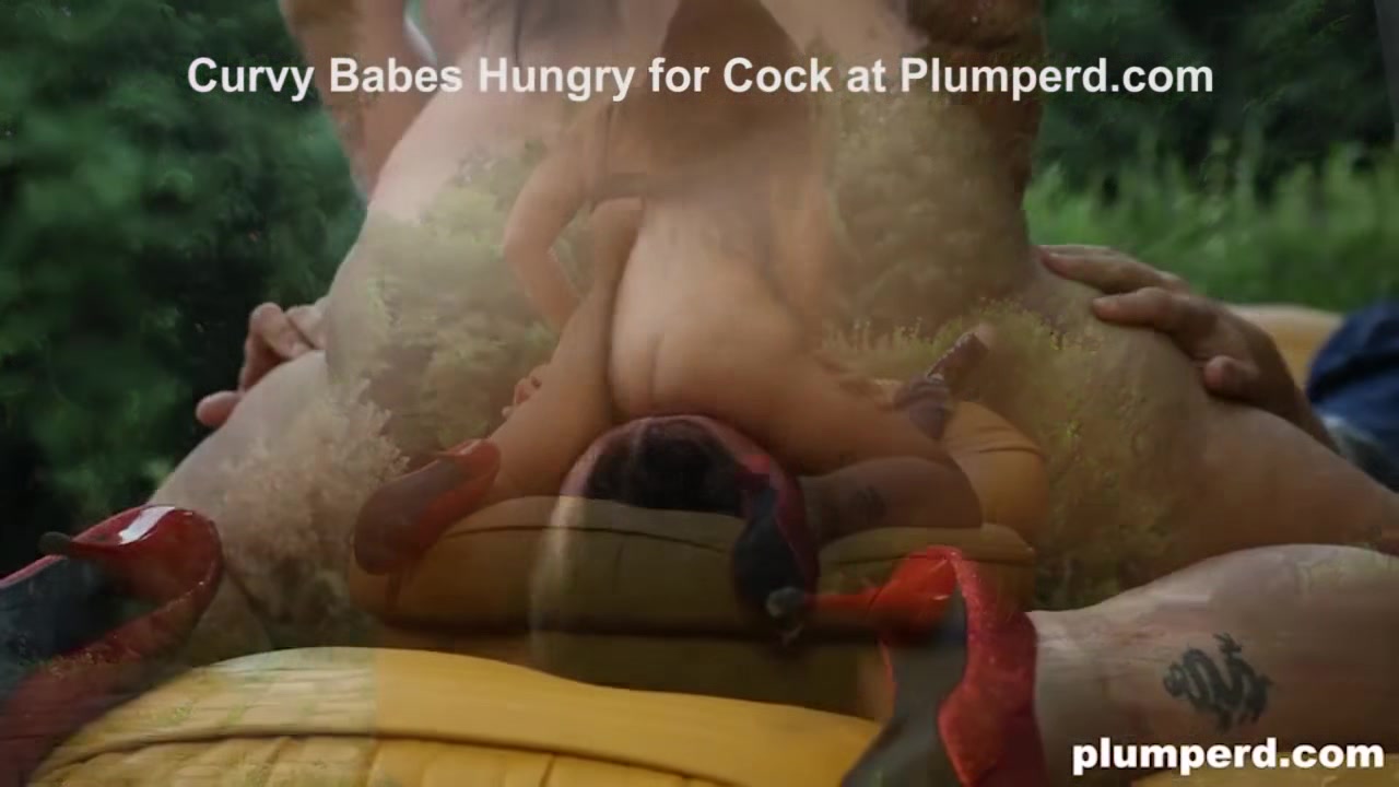 Chunky Babe Crushing my Face - Plumperd