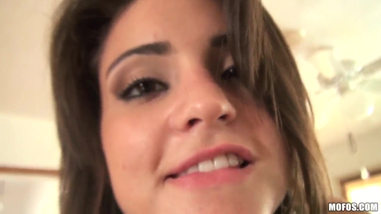 Adorable young Cara Swank plays with huge dildo